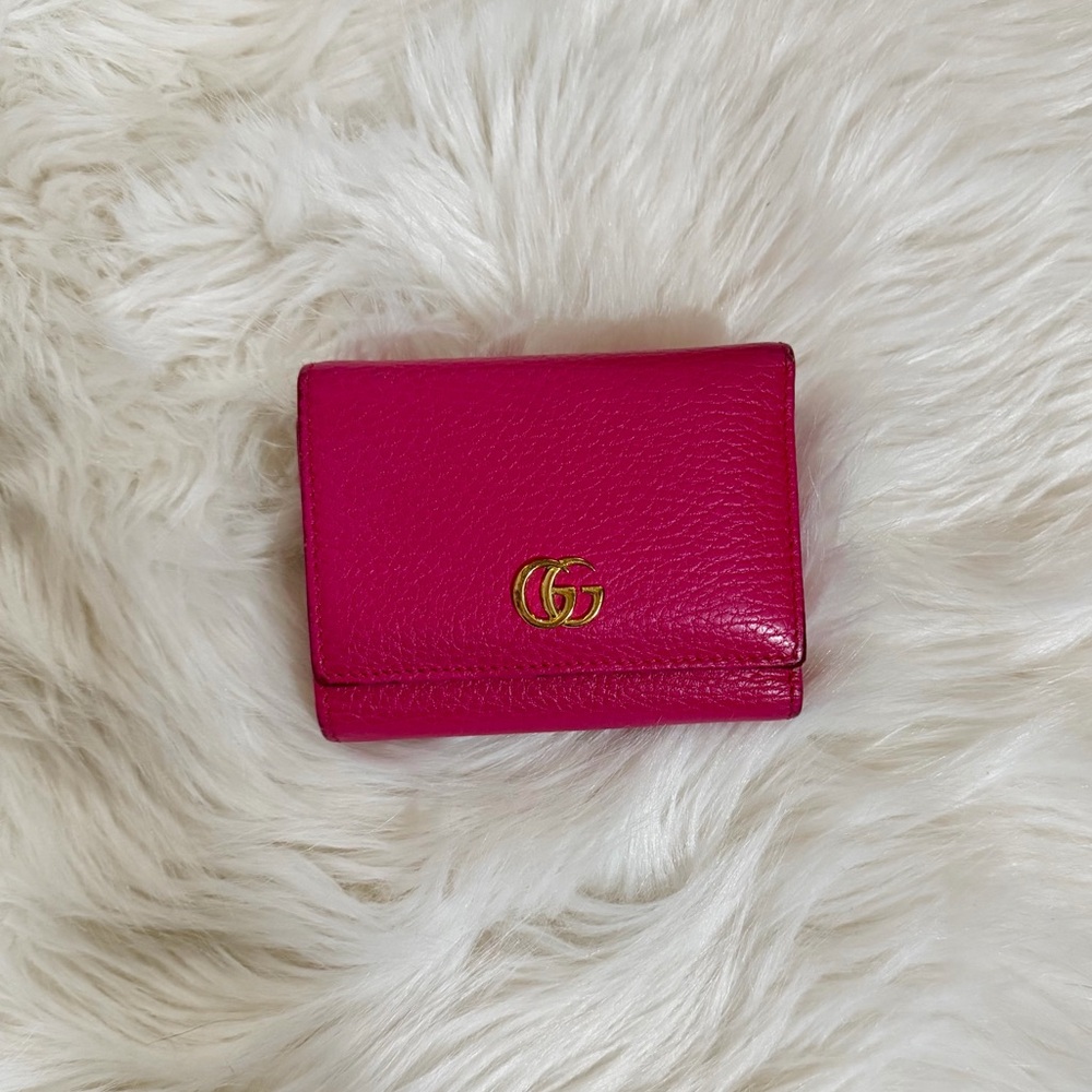 Gucci Fuchsia Leather Card Holder